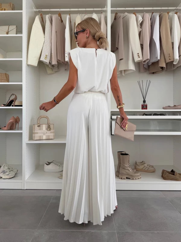 Wanda - Graceful Pleated Set